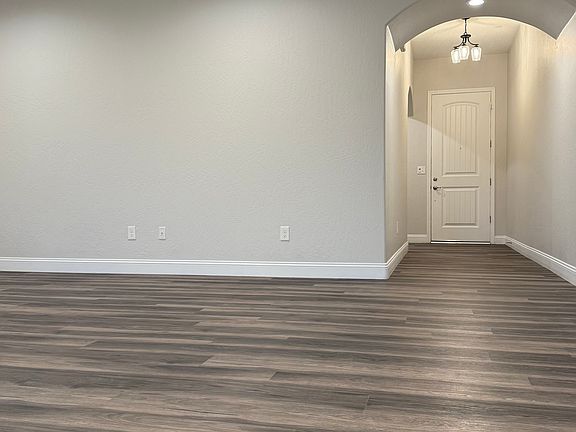 5th image of 1194 Bristlecone Dr