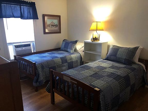 2nd image of 998 Winston 8 Ranch Rd