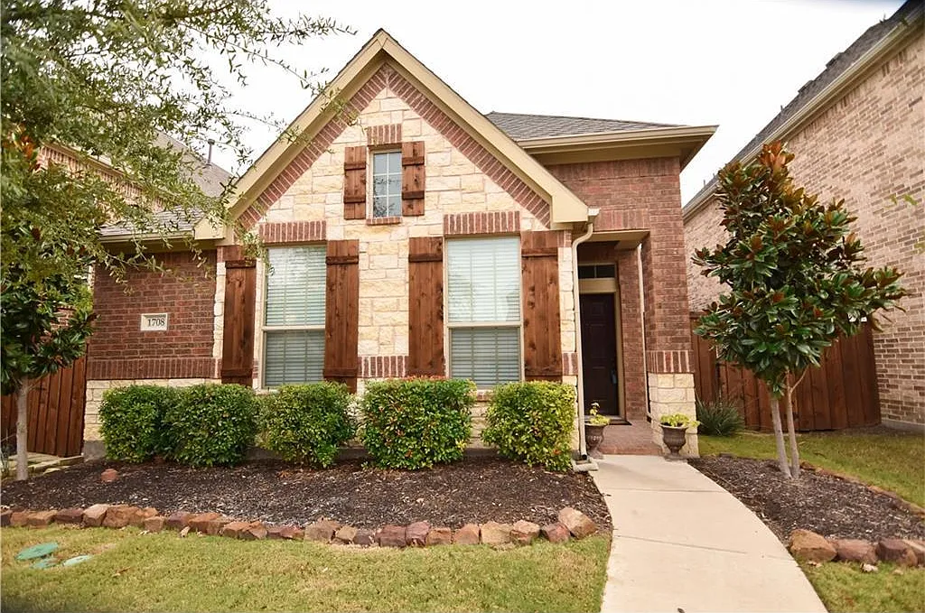 3 bed, 2.5 bath, 2088 sqft, $2,650 — Photo 1