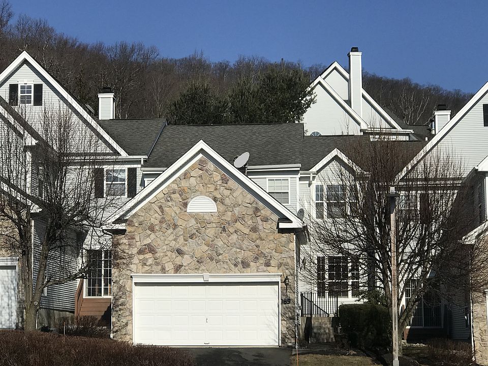 1st image of 185 Woodlands Dr