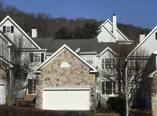 185 Woodlands Dr, Tuxedo Park, NY