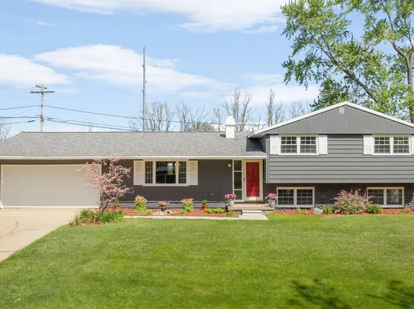 1409 Sioux Trl, Niles, MI 49120