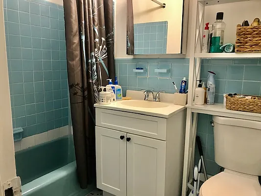 Rented by Oxford Property Group | media 12