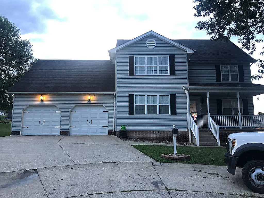 7 Romar Ct photo 1