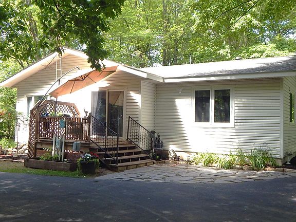 2nd image of 1252 W Erickson Rd