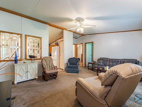 3rd image of 11260 Cedar Dr