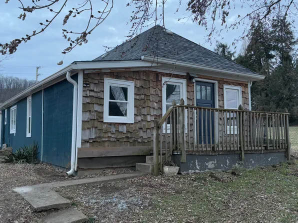 904 E Myrtle Ave, Johnson City, TN 37601