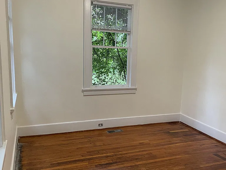 921 Gregg St #1 — Photo 12