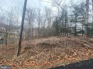 11806 Daisy Ave, Cumberland, MD 21502
