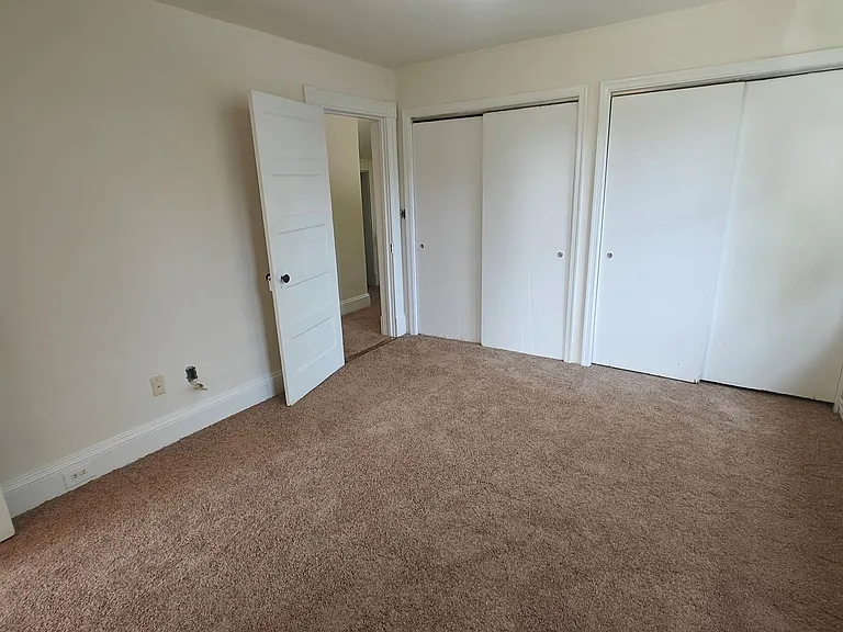 1020 Salisbury Dr — Photo 17