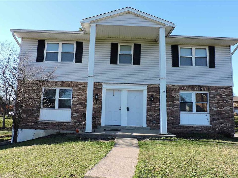 1st image of 3030 Round Hill Ct