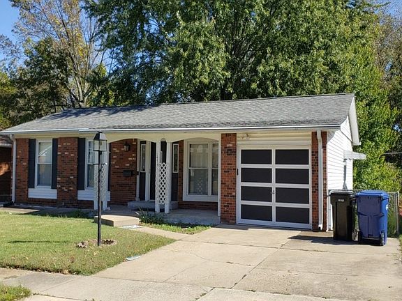 2nd image of 1474 Friar Tuck Ln