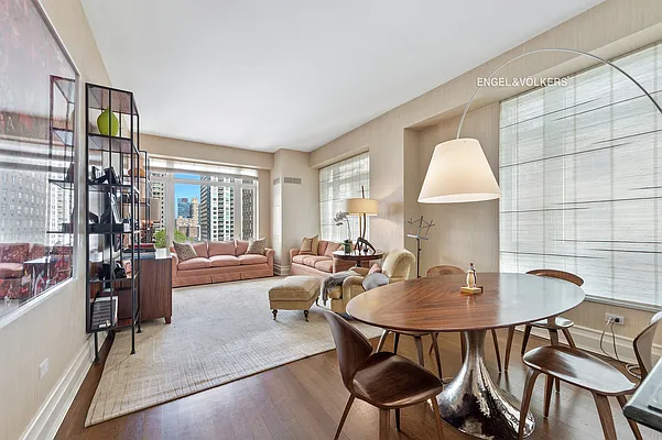 Rented by Engel & Völkers New York City | media 8