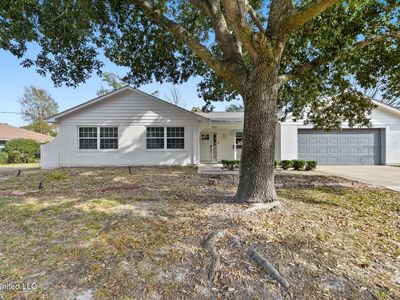 700 Sarazen Dr, Gulfport, MS, 39507