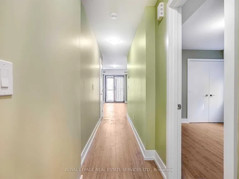 86 Givins St #MAIN — Photo 14