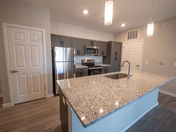 1745 Sledge Dr #1B-1BA-607SQFT