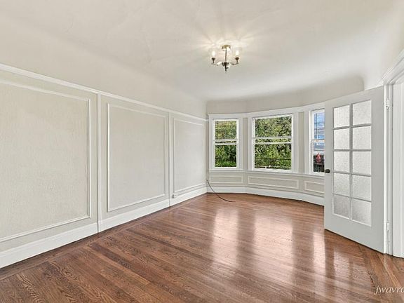 2nd image of 80 7th Ave APT 8