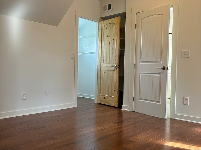 128 Romney St #B — Photo 19