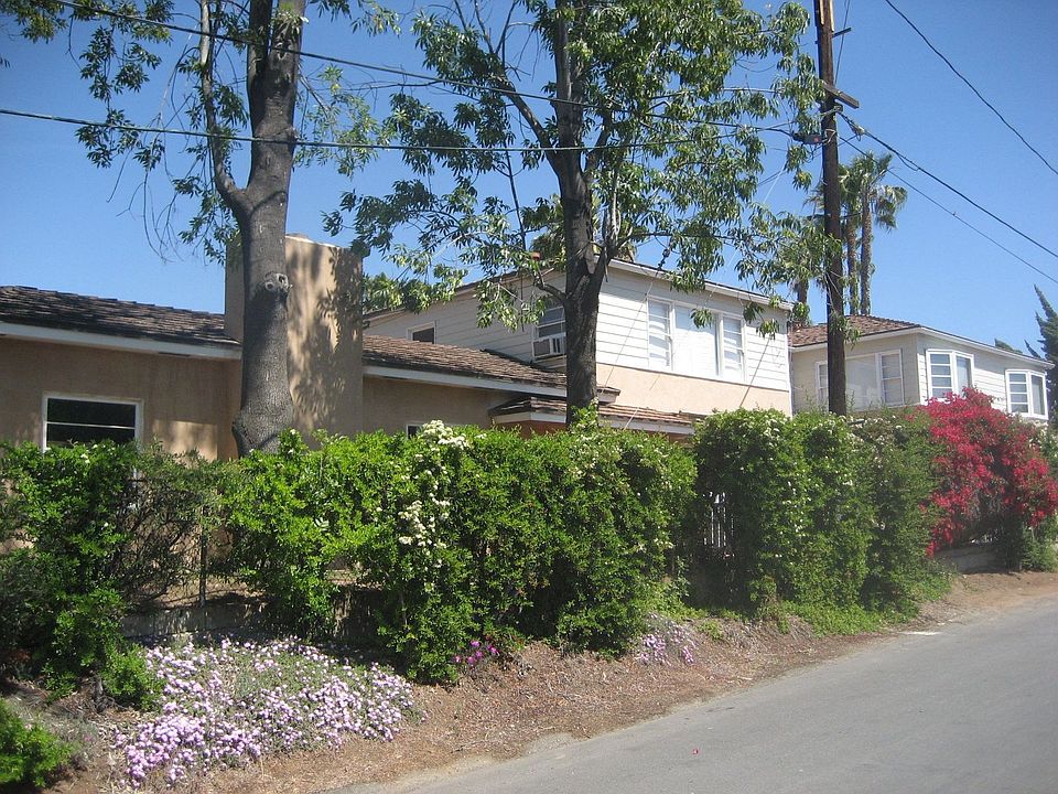 1st image of 4623 Skyline Ln