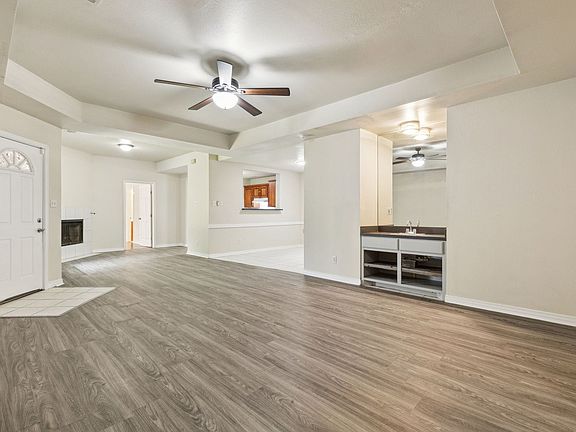 4th image of 7201 Denton Dr