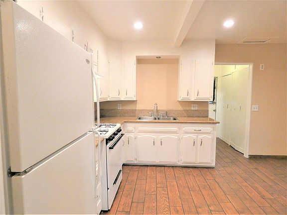 4th image of 9316 Artesia Blvd #9316