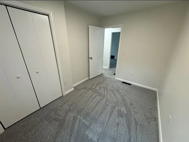702 Broad St #1 — Photo 9