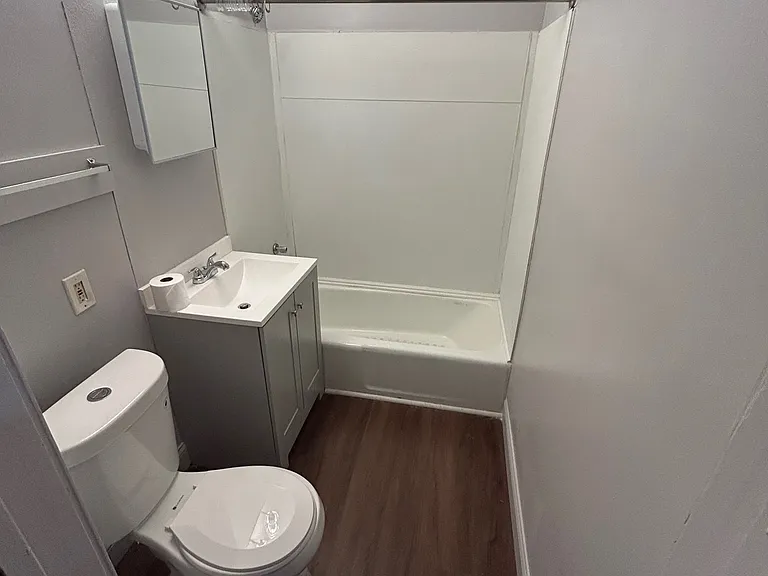 116 Maywood Dr #2-1 — Photo 5