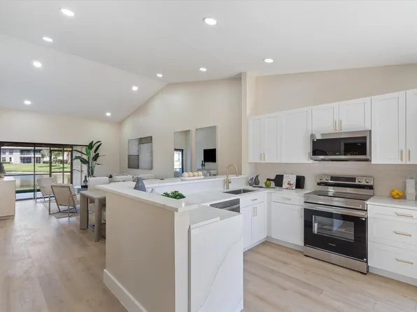 8393 Boca Glades Blvd, Boca Raton, FL 33434