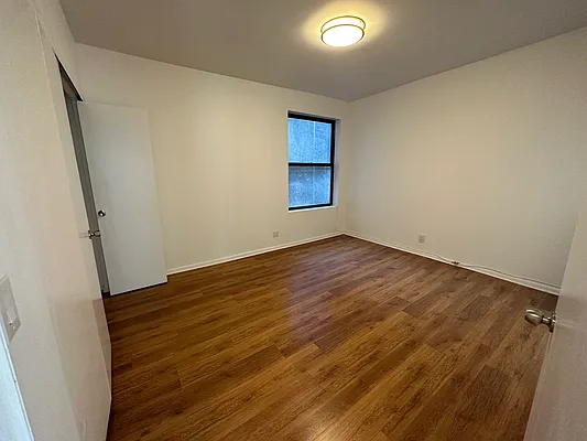 Rented by Compass | media 9