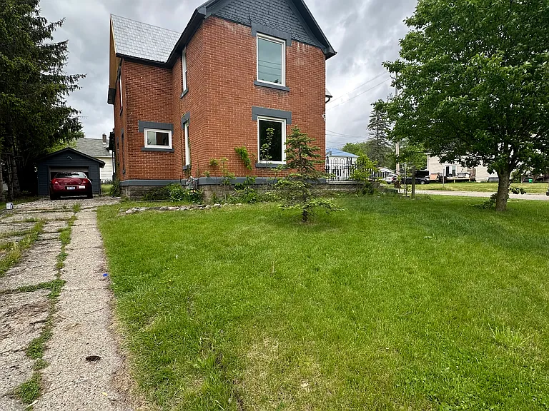 302 W Lincoln Ave #1A — Photo 10