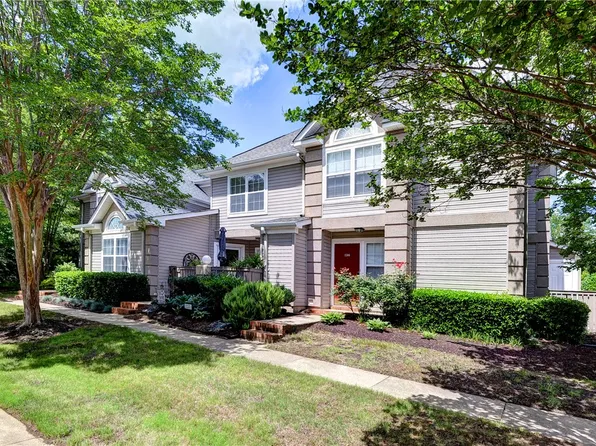 1507 Queens Xing, Williamsburg, VA 23185