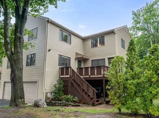 123 Chapin Rd APT 1D, Hudson, MA 01749