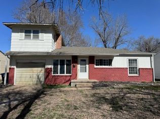 222 E Random Rd, El Dorado, KS 67042