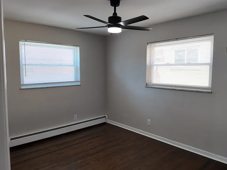 3160 Schubert Ave #2 — Photo 10