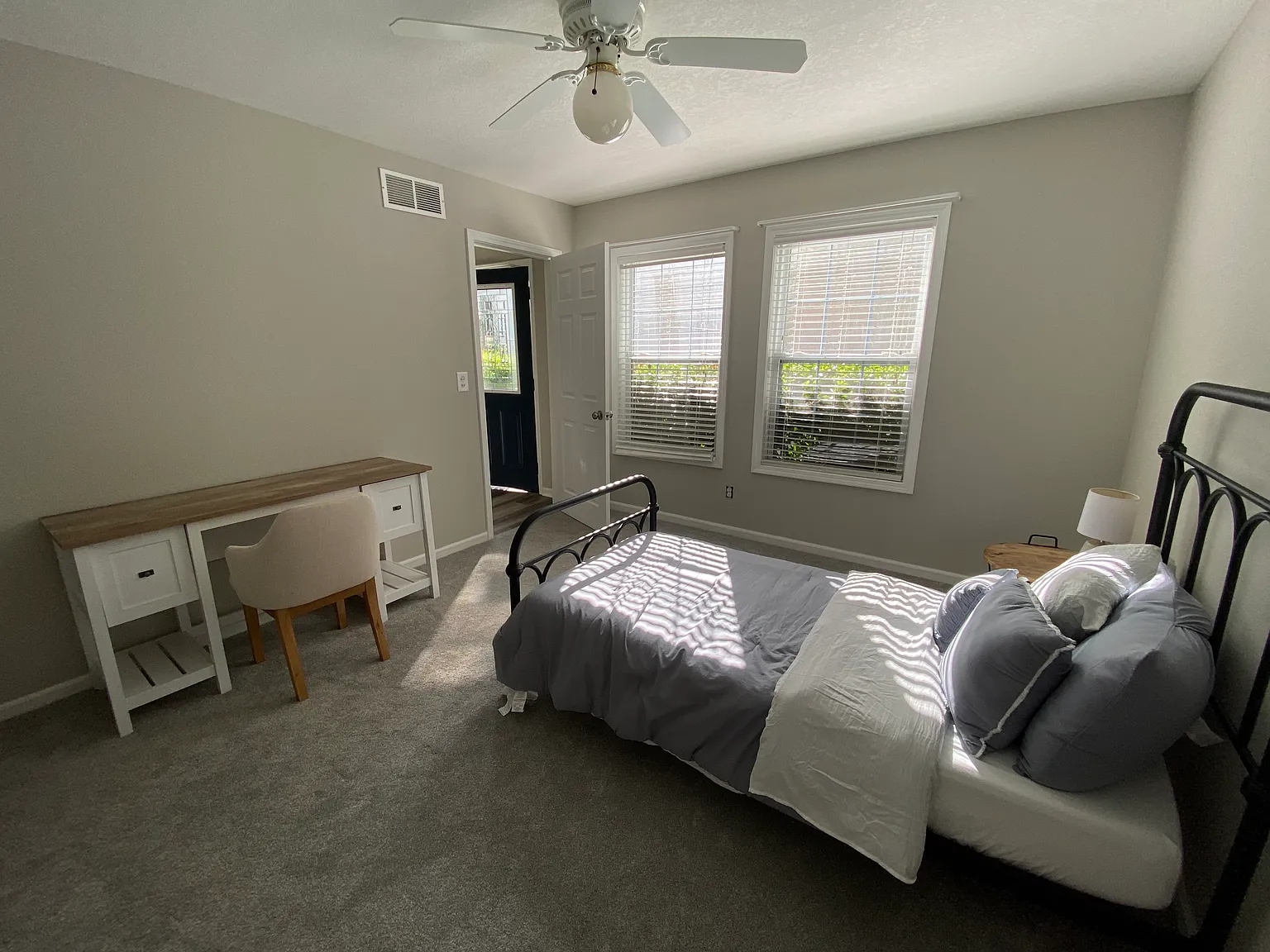 57 Arrowhead Beach Rd — Photo 2