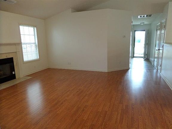 5th image of 2449 Rockaway Pl