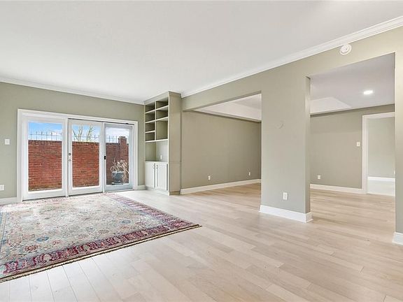3rd image of 800 Rue Rampart APT 103