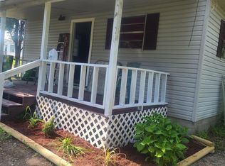 835 W Highway 1376, East Bernstadt, KY 40729