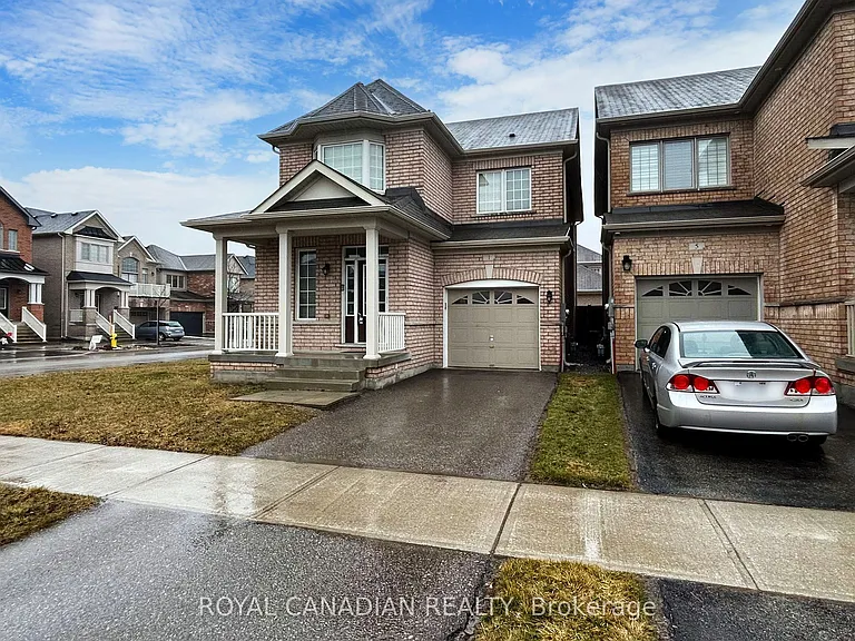 1 Green Spruce Rd — Photo 2