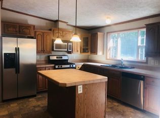 104 Crossing Rd, Clinton, TN 37716