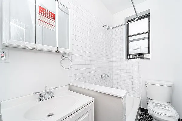 Rented by Modern Spaces | media 13