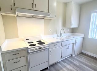 1230 W. Hillandale Ave., La Habra, CA 90631