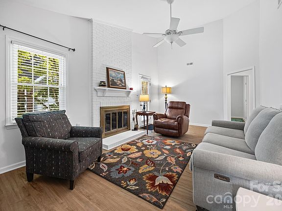 4th image of 2750 Quailrush Rd