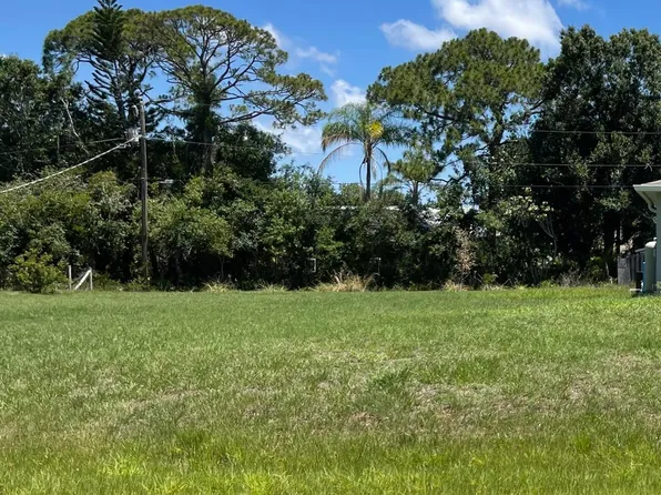 7008 Salerno Road, Fort Pierce, FL 34951