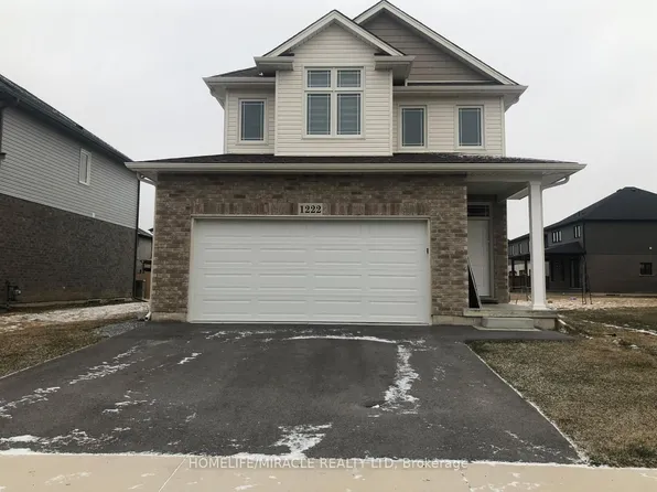 1222 Uppers Ln, Thorold, ON L2V 0C8