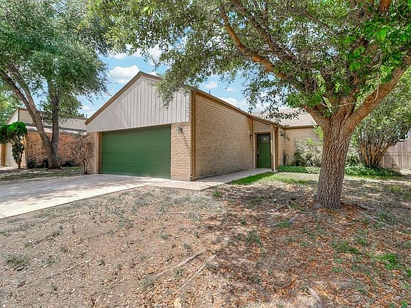 2nd image of 16026 Bear Hill Dr