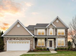 33194 Canterbury Rd, Avon Lake, OH 44012