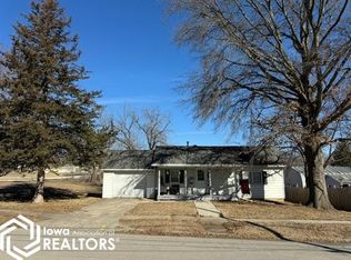803 Jackson St, Bedford, IA 50833