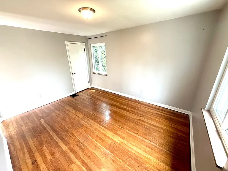 1521 Waltham Rd #1 — Photo 16