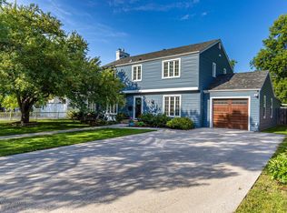 1521 10th St S, Fargo, ND 58103